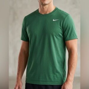 Nike Men's Green Short Sleeve Dri-FIT Performance Tee